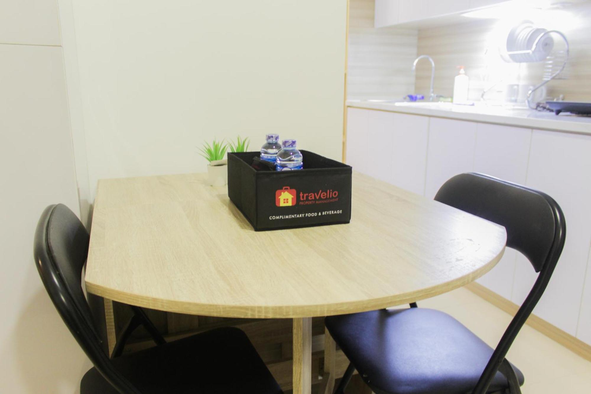 Apartemen Brand New And Homey 2br Meikarta By Travelio