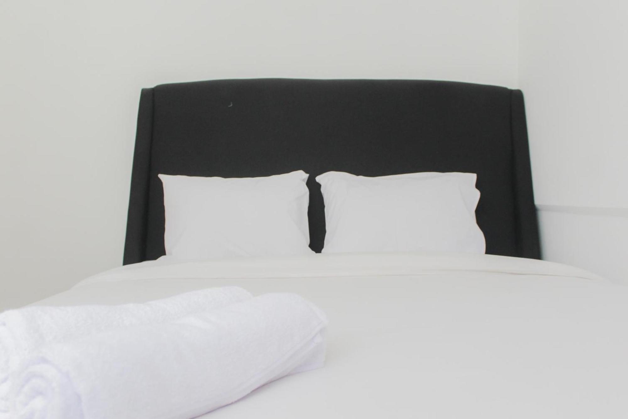Brand New And Homey 2br Meikarta By Travelio Apartemen *