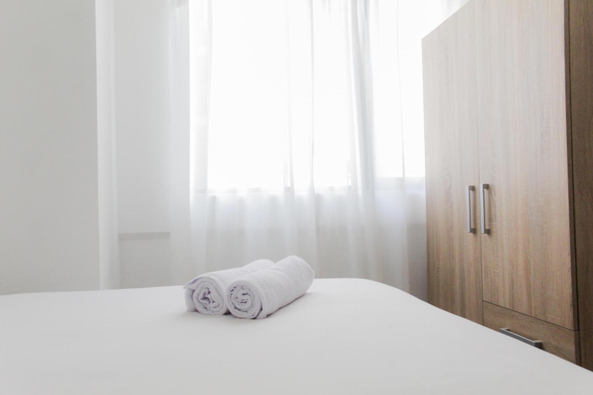 Brand New And Homey 2br Meikarta By Travelio * Bekasi